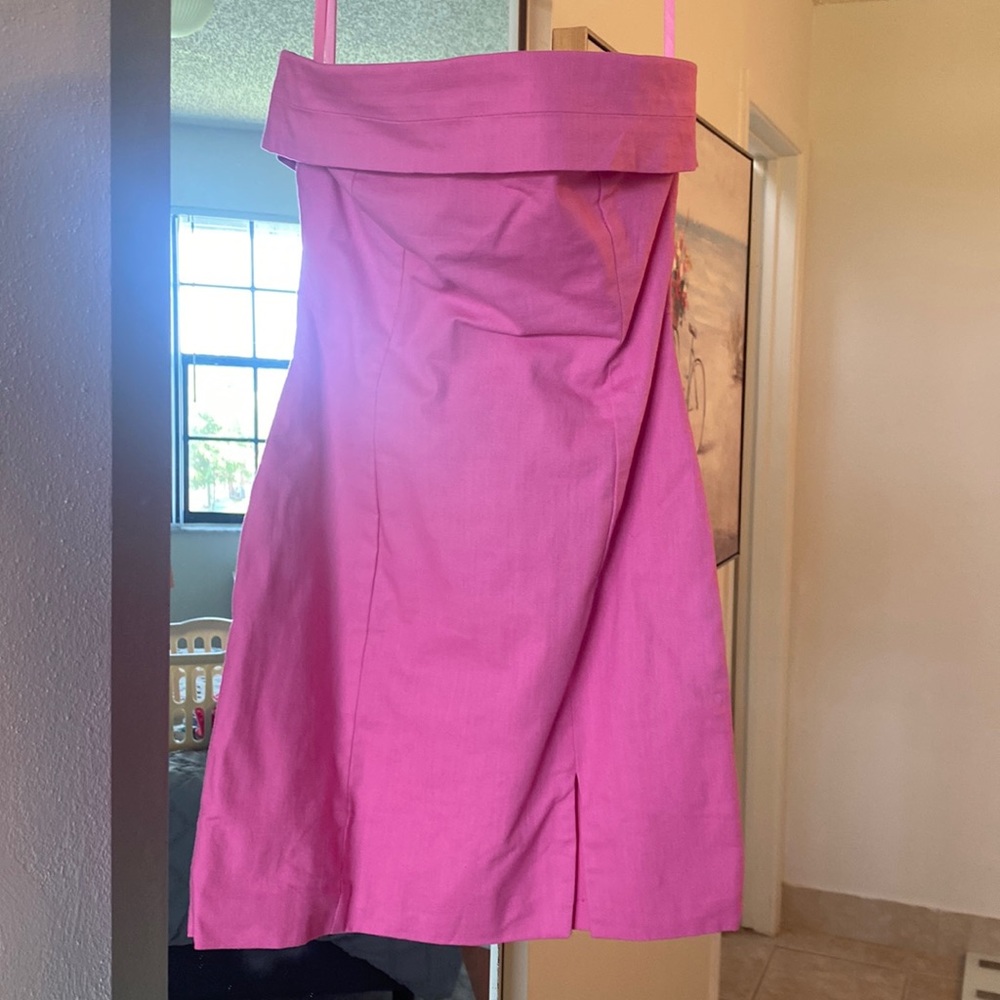 Strapless fitted pink mini